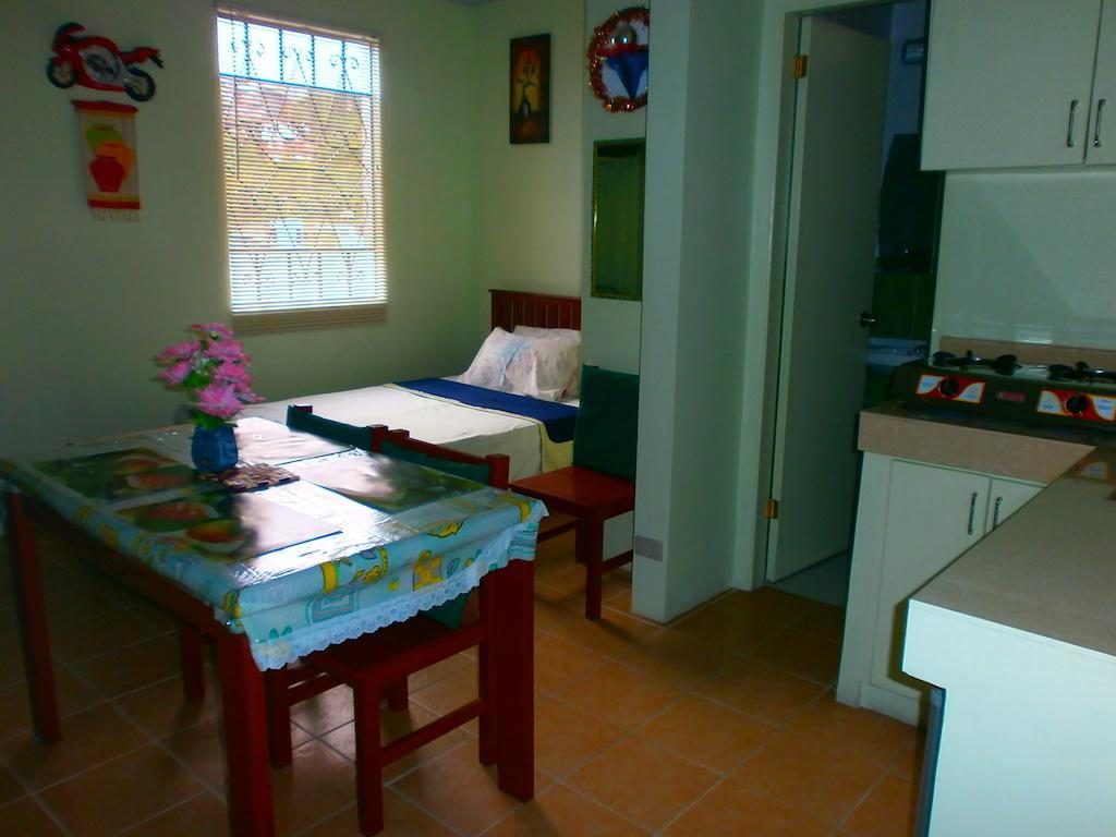 Lyn'S Do Drop Inn Transient House Baguio City Cameră foto